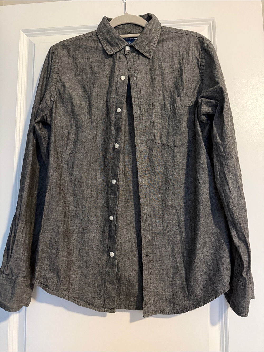 Old Navy Men's Heather Gray Long-Sleeve Button-Down Shirt